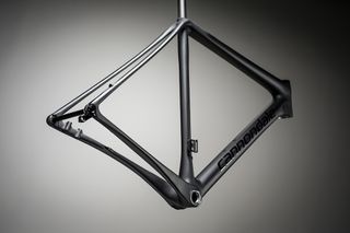New SuperX frame features Speed Save and offset drivetrain