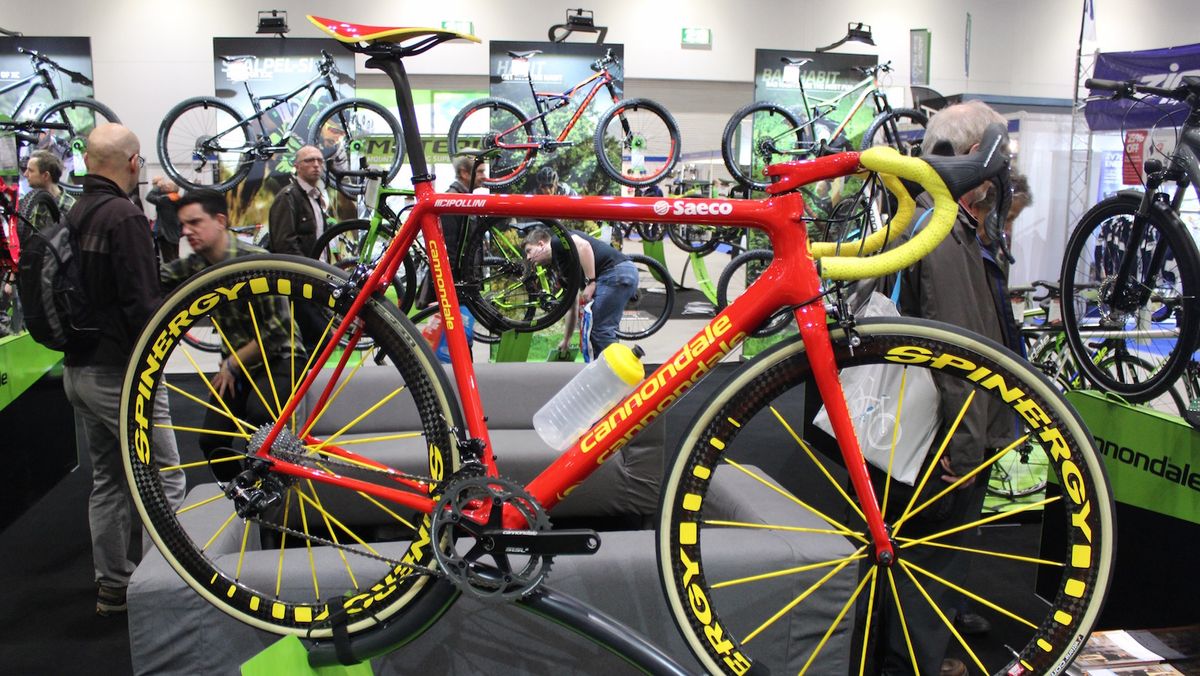 A familiar design from the late nineties, reproduced on a Cannondale SuperSix Evo