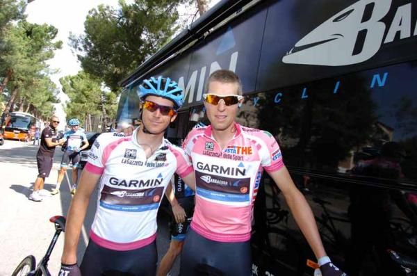 Peter Stetina and Ryder Hesjedal (Garmin-Barracuda) before the start.