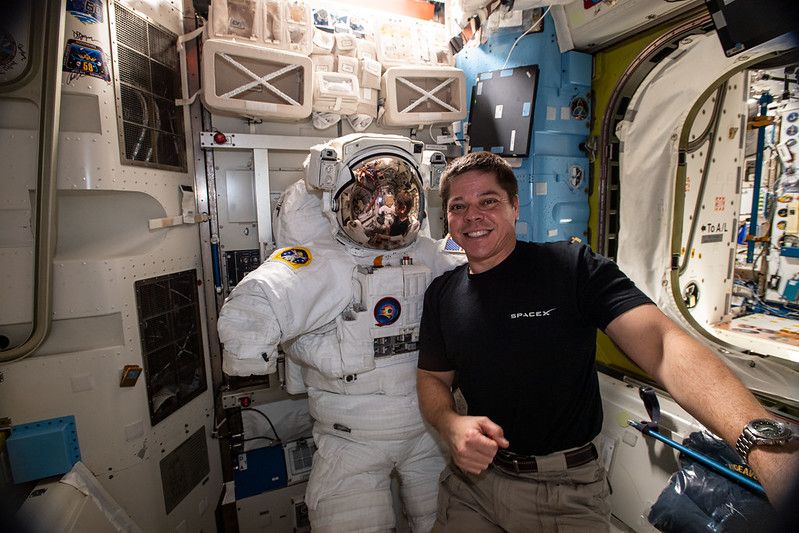 expedition 63 bob behnken