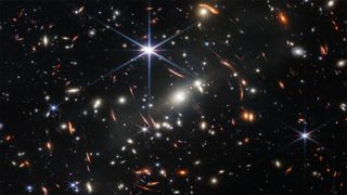 Image of the SMACS 0723 galaxy cluster taken by the James Webb Space Telescope