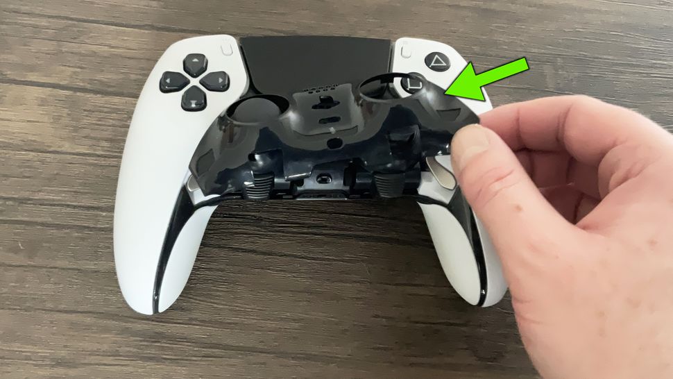 Replace the analog sticks on your DualSense Edge PS5 controller Tom