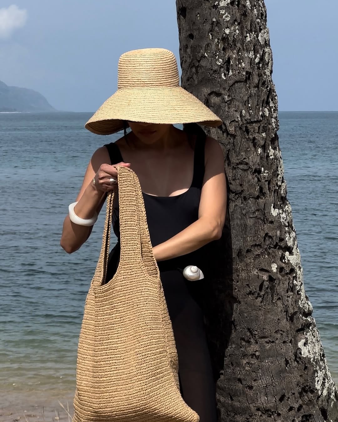 Dawn wearing shell belt