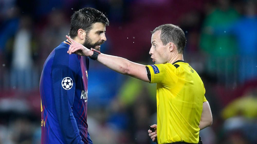 Pique handball instinctive, says Barcelona boss Valverde | FourFourTwo