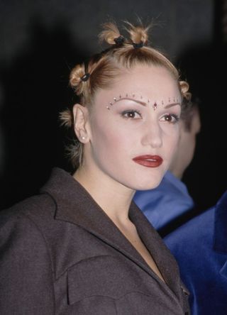 American singer Gwen Stefani attends the 1997 Billboard Music Awards, held at the MGM Grand Garden Arena in Las Vegas, Nevada, 8th December 1997. (Photo by Vinnie Zuffante/Getty Images)