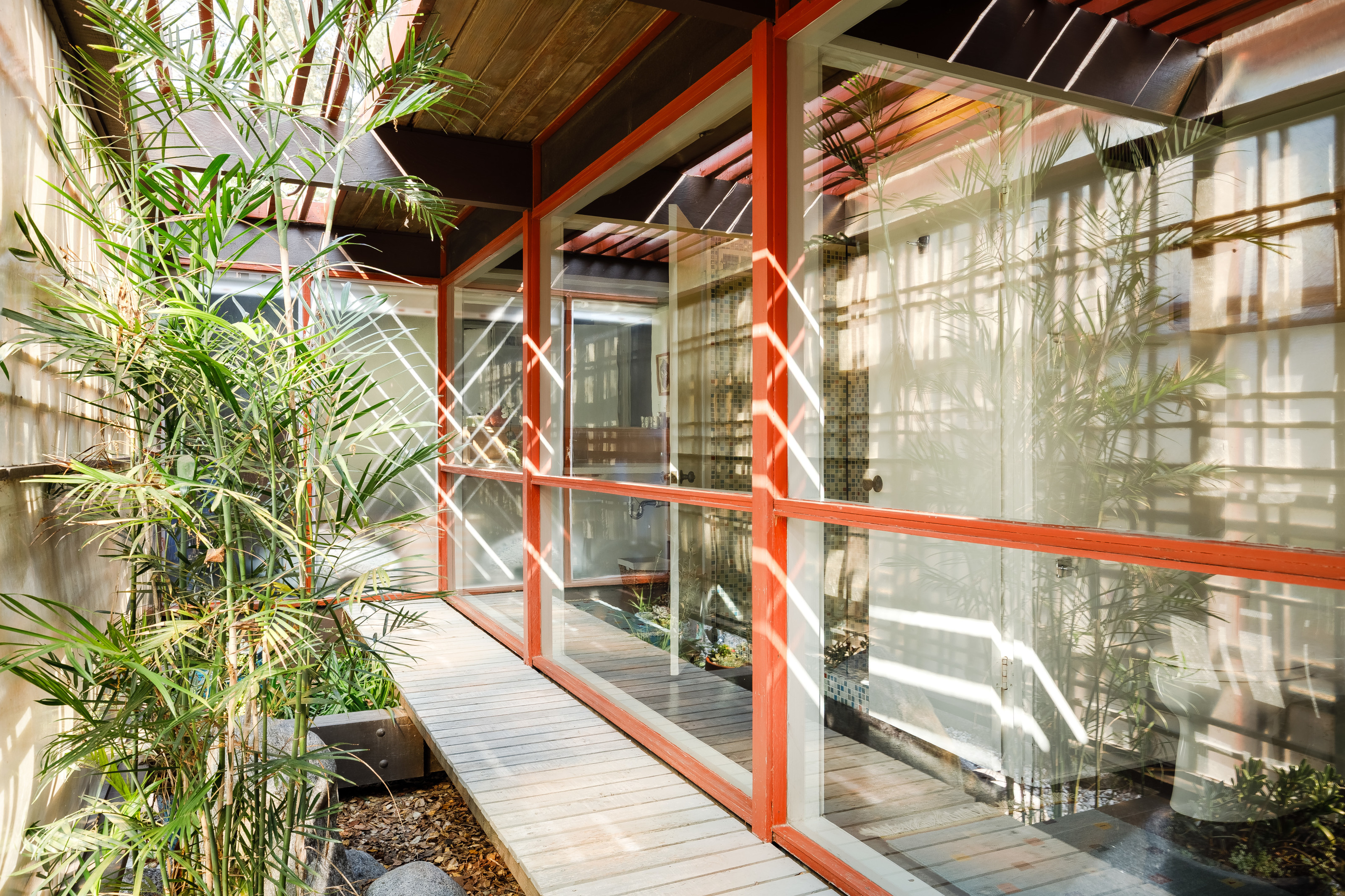 External deck, Norton House, Buff, Straub &amp;amp; Hensman, 1954