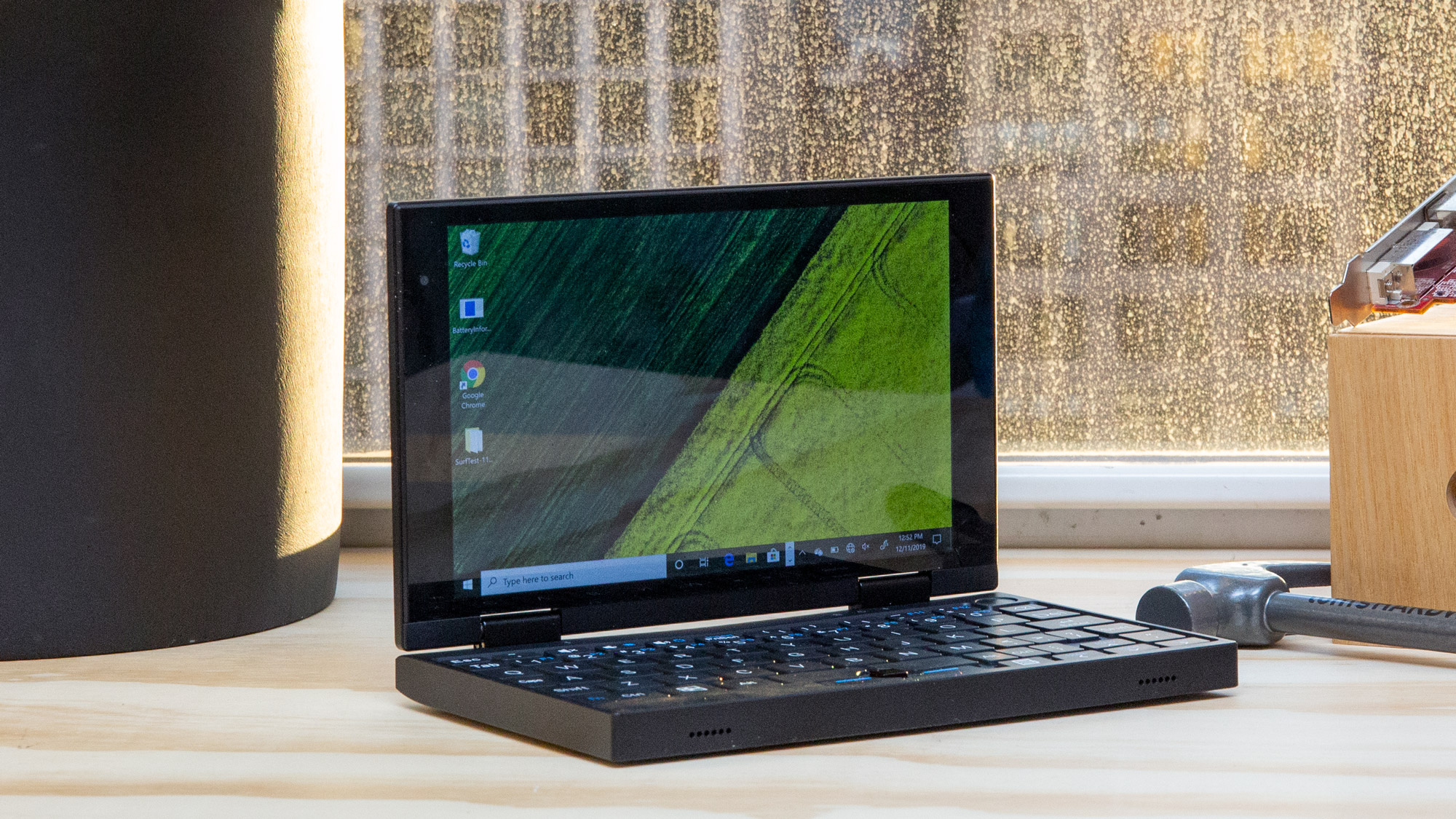 Trouwens Cerebrum klassiek Peakago 7-inch Mini Laptop Hands-On: Know When to Fold 'Em | Tom's Hardware