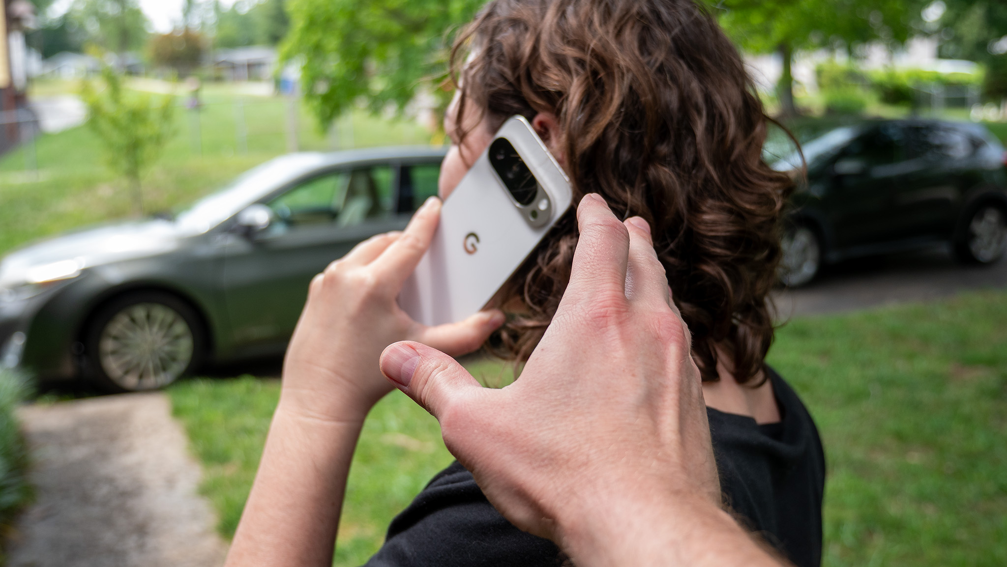 A person holding a Google Pixel 10 Pro XL that's about to get snatched