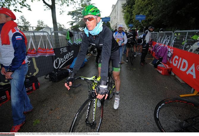 Pierre Rolland finishes up