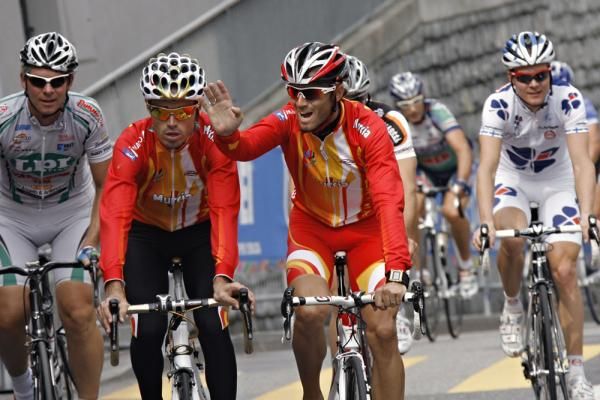Valverde looked to be in a jovial mood.