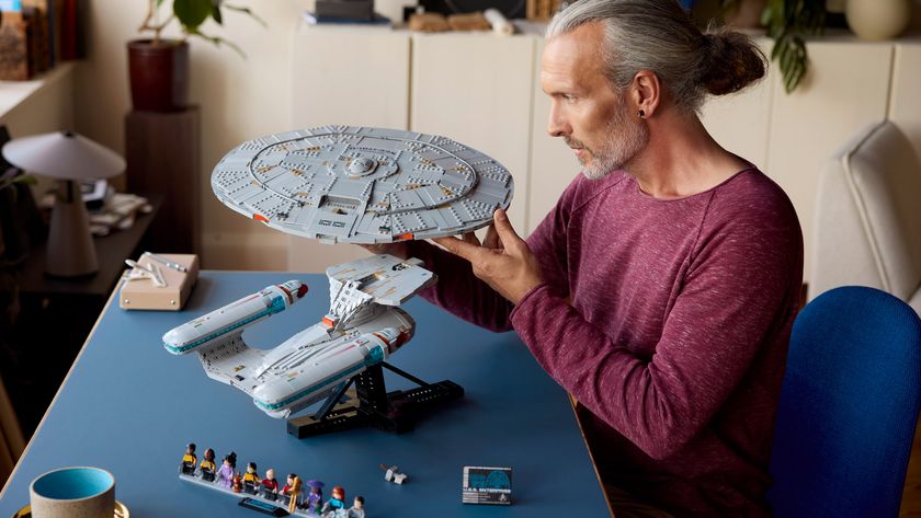 Lego Icons Star Trek U.S.S. Enterprise NCC-1701-D set