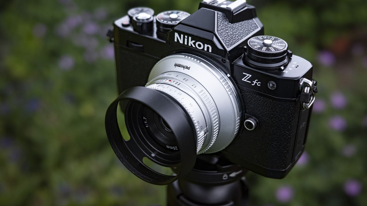 The Pergear 25mm f/1.7 lens attached to a Nikon Z fc