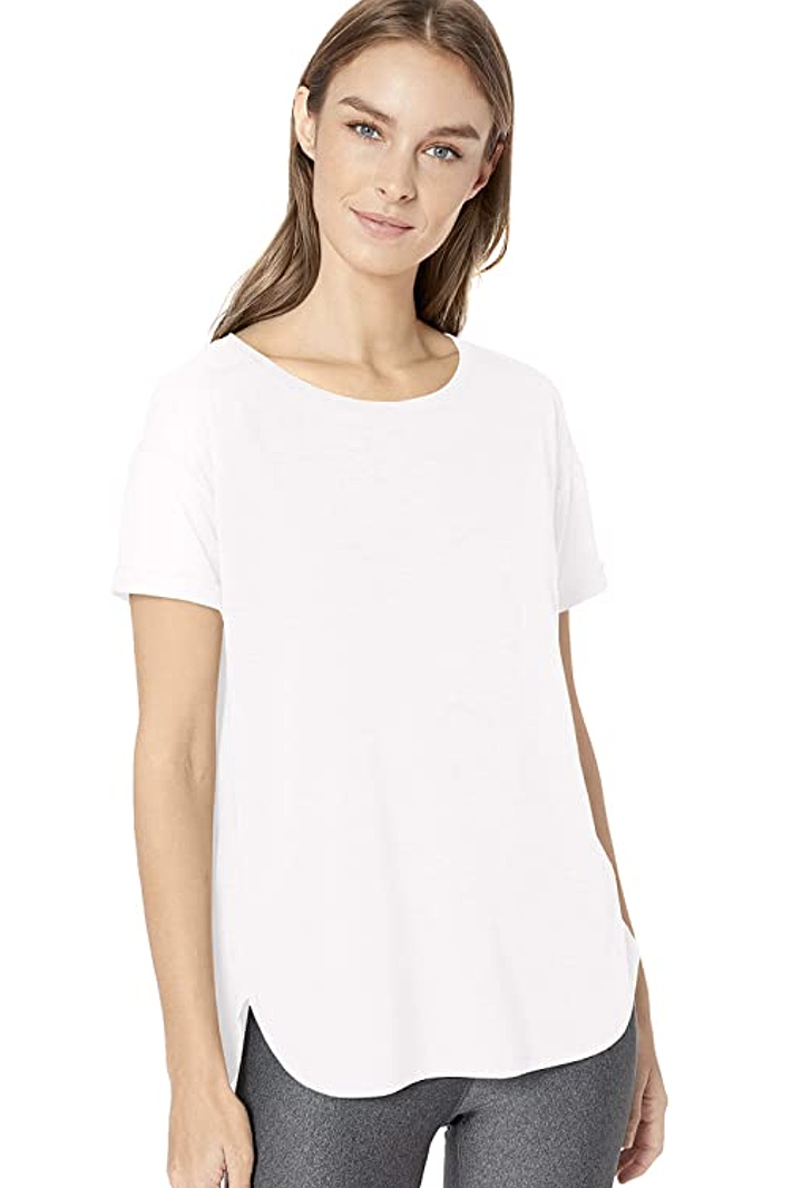 Amazon Essentials Relaxed-Fit Lightweight T-Shirt