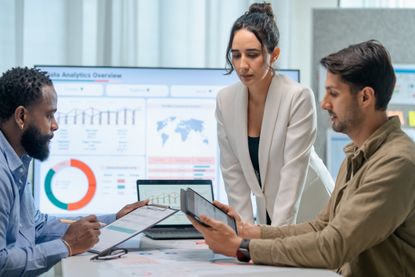 Business teamwork &ndash; Murray Income has got a new investment manager