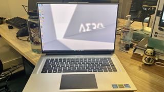 Gigabyte Aero 16