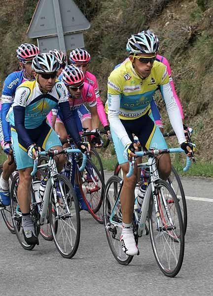 Alberto Contador (Astana) had a relaxed day in yellow.