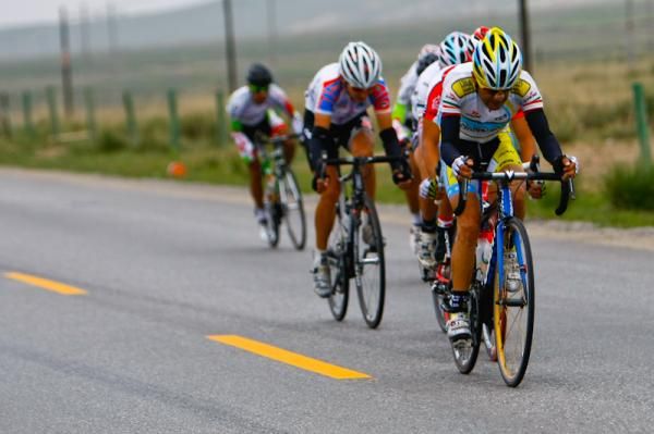 Azad University rider, Victor Nino Corredor lead the breakway