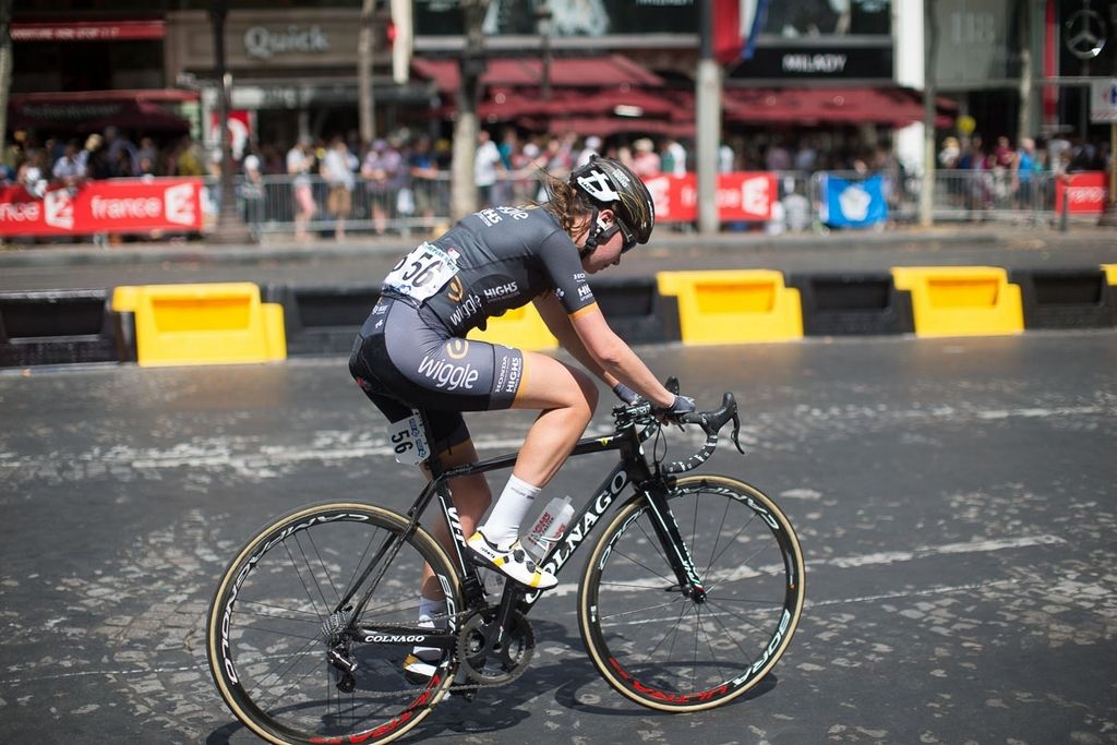 Amy Roberts (Wiggle High5)