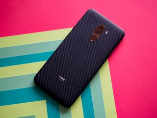 POCO F1