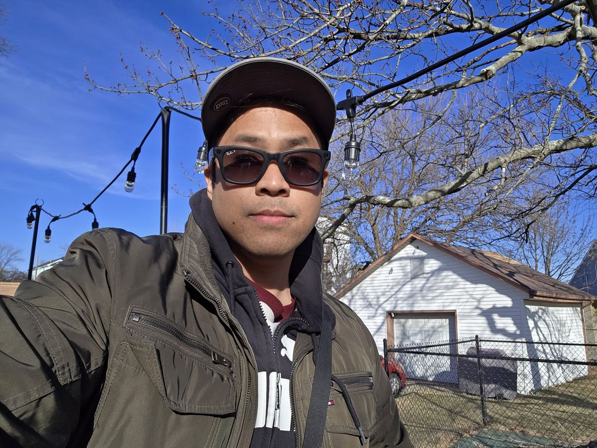 Samsung Galaxy S25 Ultra selfie sample.