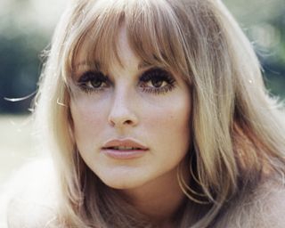 60s makeup spiky lashes sharon tate