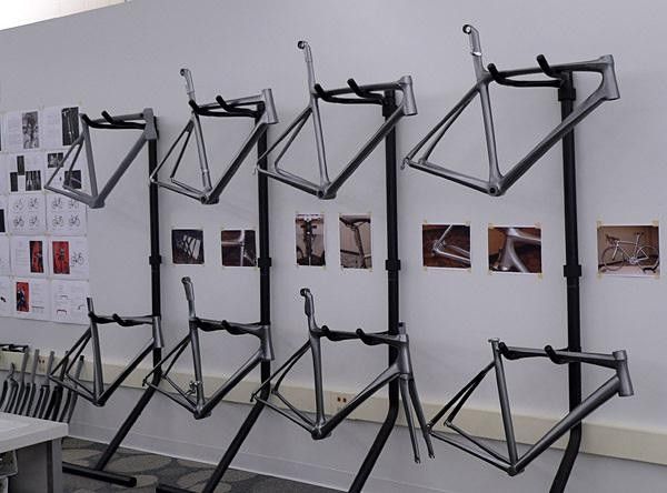 Hmm&hellip; what's this at the lower left we see? A new aluminum and carbon road frame is apparently already in development.