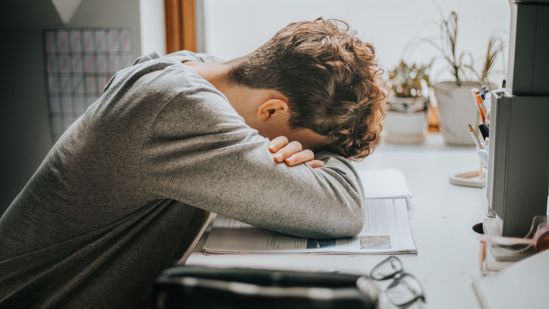 من برنامه خوابم را به هم ریختم – در اینجا نحوه کمک ChatGPT به من کمک کرد تا آن را برطرف کنم و از نظر جسمی و ذهنی به مسیر درست برگردم من برنامه خوابم را به هم ریختم – در اینجا نحوه کمک ChatGPT به من کمک کرد تا آن را برطرف کنم و از نظر جسمی و ذهنی به مسیر درست برگردم