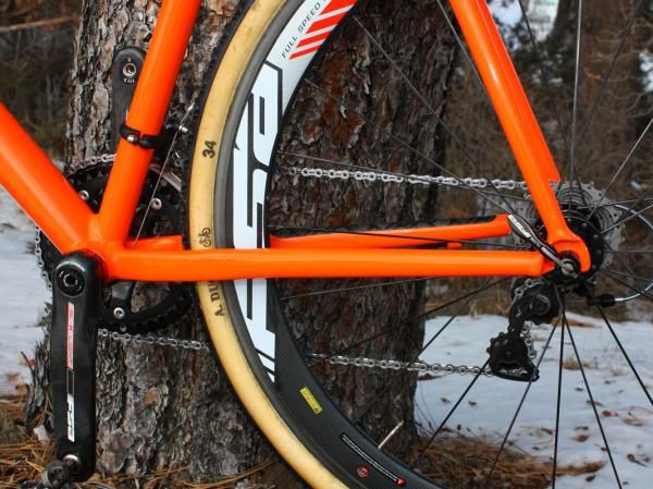 The chain stays start out tall at the bottom bracket and transition to round for the rest of the length.