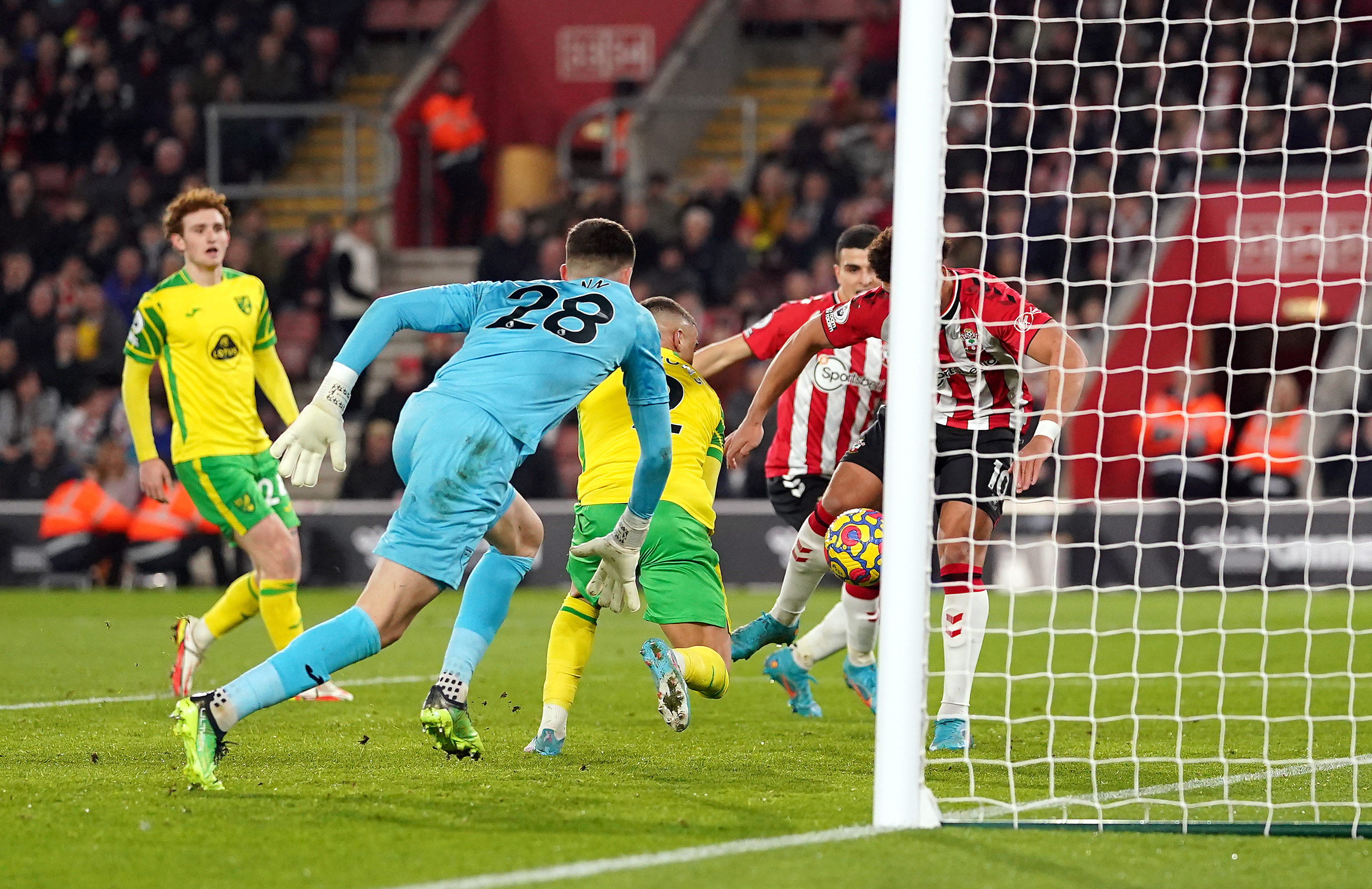 Che Adams scoops in the opener