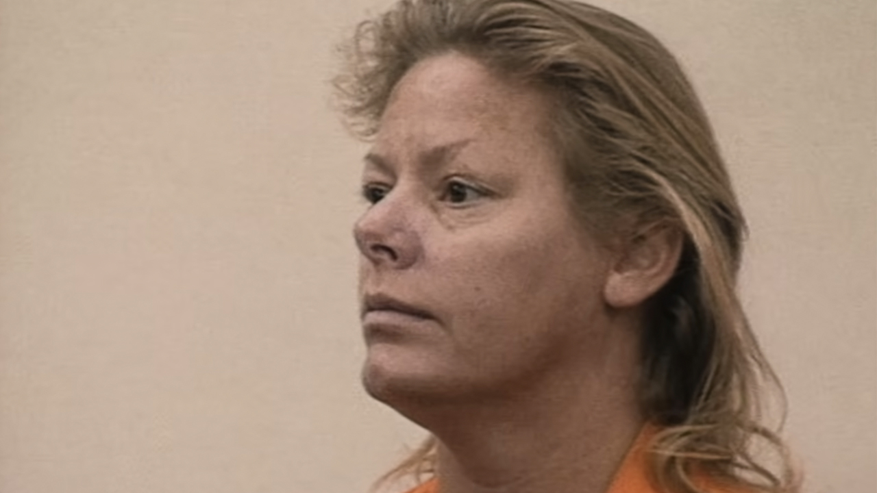 a close up of Aileen Wuornos in Aileen: Queen of the Serial Killers