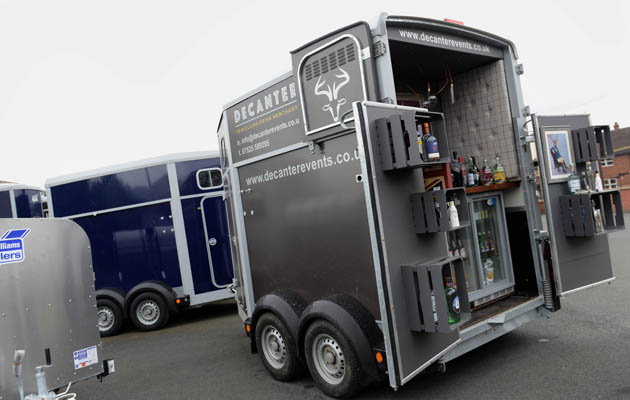 horse trailer bar