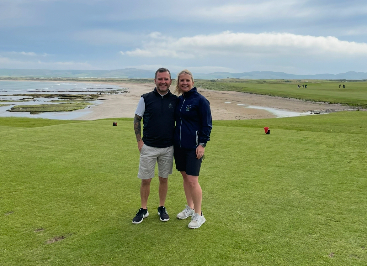 Billy &amp;amp; Kenna on the 1st tee at Machrihanish