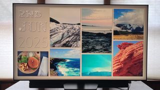 Samsung QN90F showing bulletin board format screen