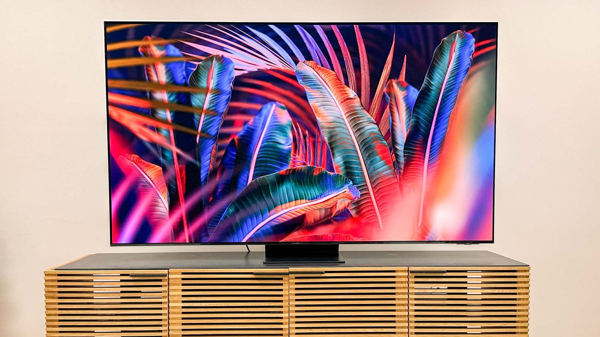 Samsung's 98-inch 8K TV Is Big, Bright and Really Expensive