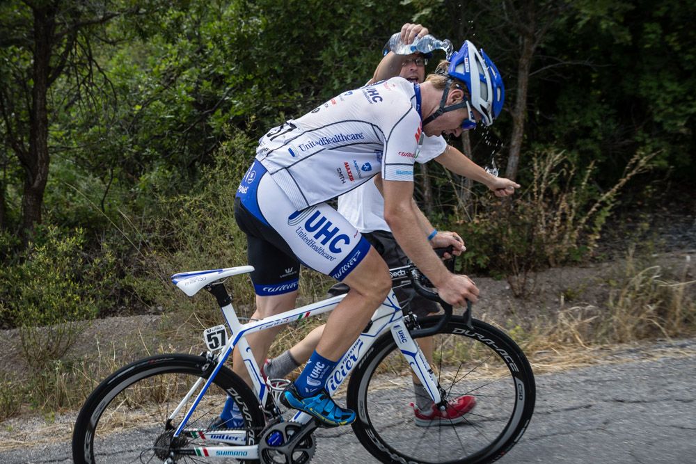 Tanner Putt (UnitedHealthcare) gets cooled off by a fan