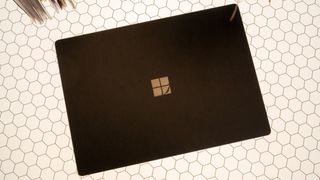 Surface-Laptop-3-TG-008