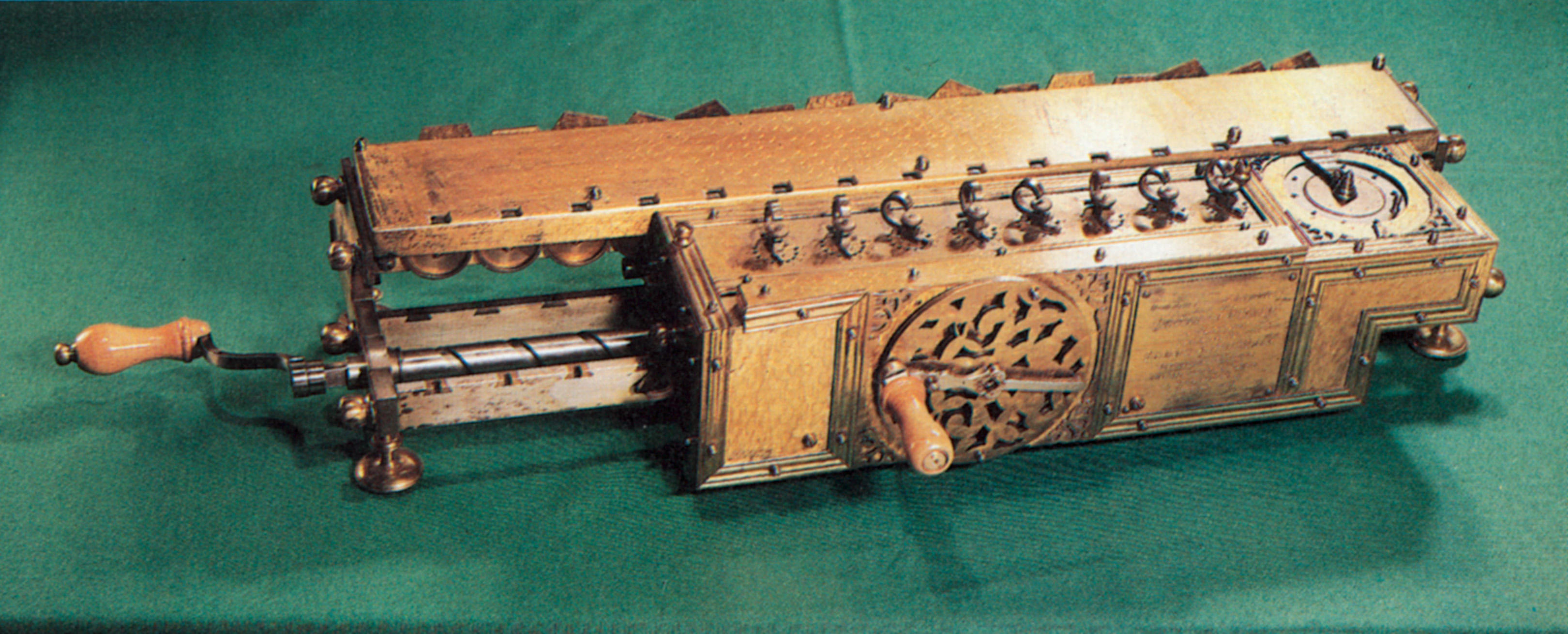 LEIBNIZ'S STEPPED RECKONER./nA reproduction of Gottfried Wilhelm von Leibniz's (1646-1716) 'Stepped Reckoner' calculating machine.