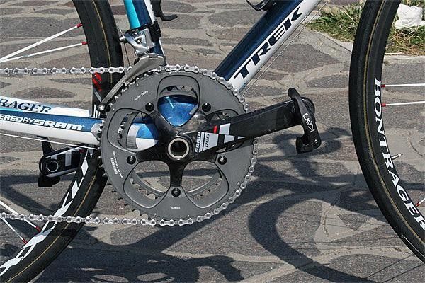 The bike uses a SRAM Red chainset