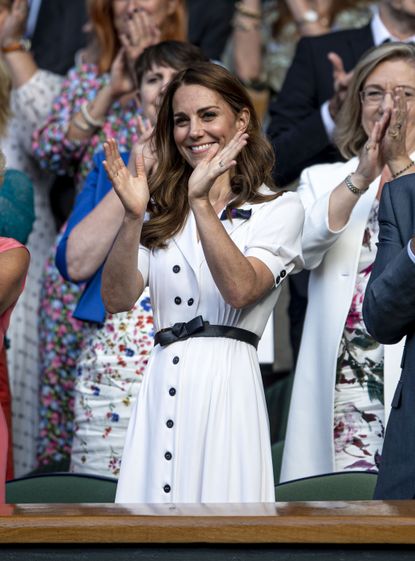 Kate Middleton's Wimbledon look proves dressing in the heat is easy ...