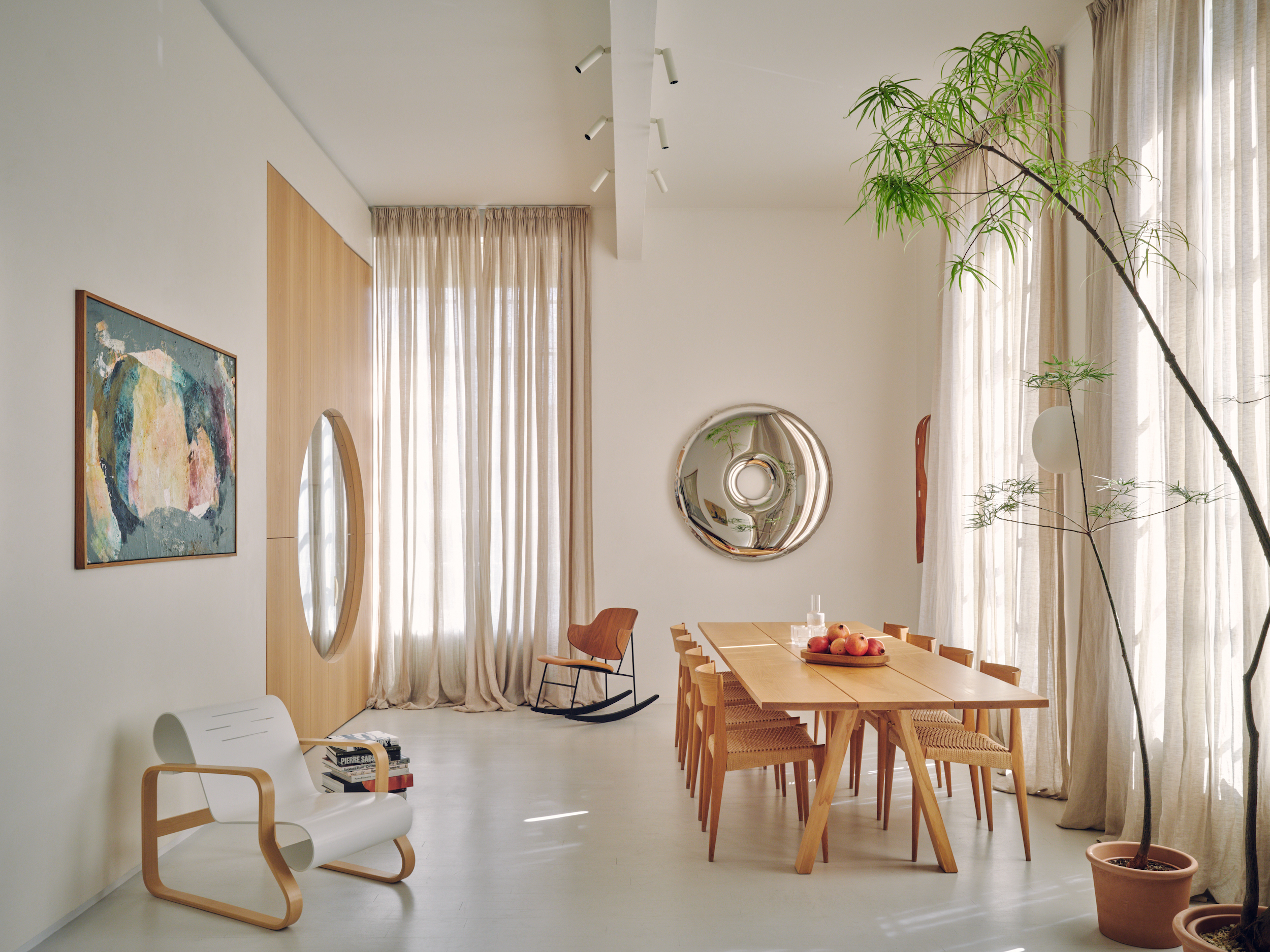 a london apartment by Piercy&amp;amp;Co, titled Apartment 21, with wooden interior and highly crafted details and organic feel