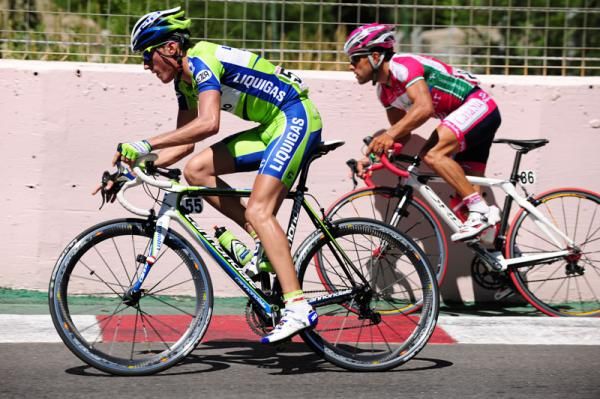 Croatian Robert Kiserlovski (Liquigas-Doimo) works hard as Jorge Martin Montenegro (Andalucia-Cajasur) heads inside of th ripple strip to gain advantage.