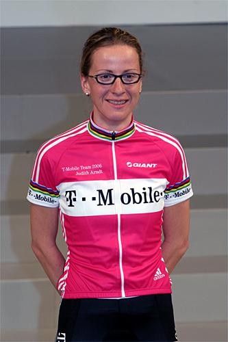 Judith Arndt is looking happy in magenta.