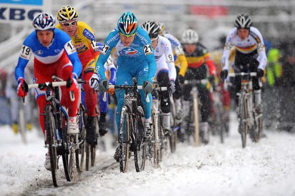 Francis Mourey (FDJ) and Steve Chainel (BBox) in the lead.