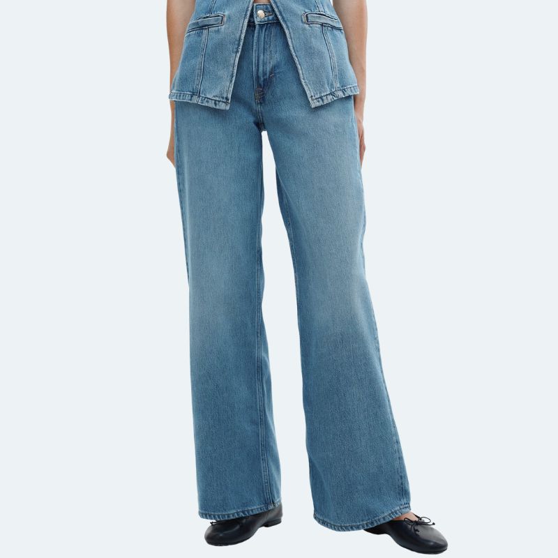 Feather Soft Wide Regular Jeans on model 