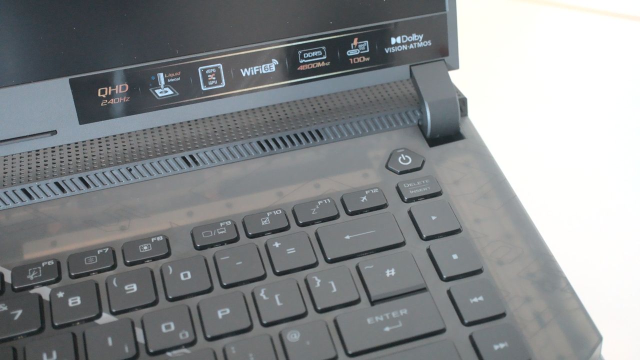 ASUS ROG Strix Scar G533