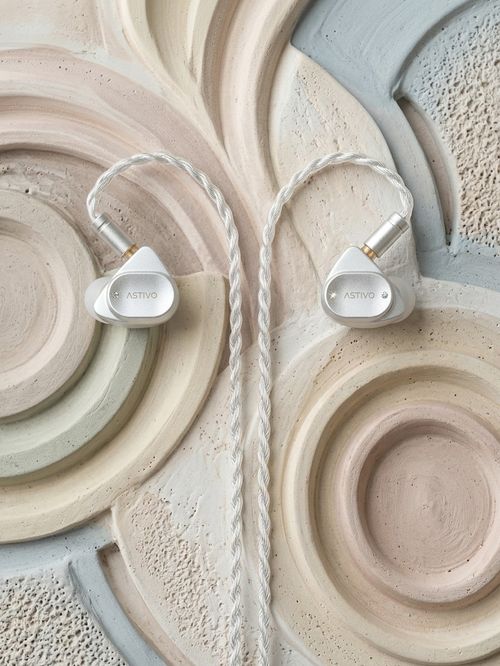 Volcano triple dynamic driver IEMs