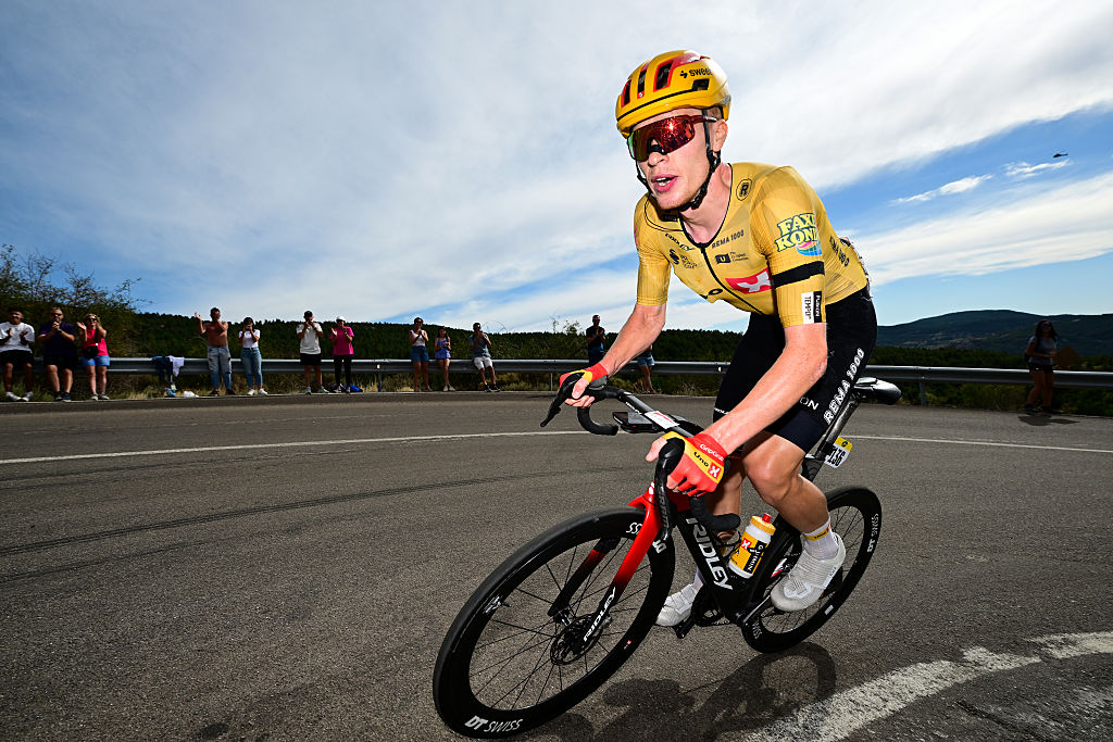 ARAMON VALDELINARES, SPAIN - AUGUST 29: Andreas Leknessund of Norway and Team Uno-X Mobility attacks in the breakaway during the La Vuelta - 81st Tour of Spain 2026, Stage 7 a 149.48m stage from Vall d&amp;amp;apos;Alba to Aramon Valdelinares 1965m / #UCIWT / on August 29, 2026 in Aramon Valdelinares, Spain. (Photo by Tim de Waele/Getty Images)