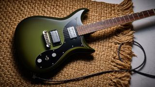 Gretsch Electromatic CVT Double-Cut in Wychwood greenburst finish