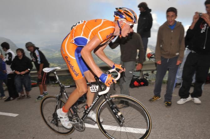 Robert Gesink (Rabobank) climbs L&acute;Angliru