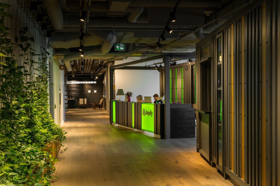 20 cool office designs